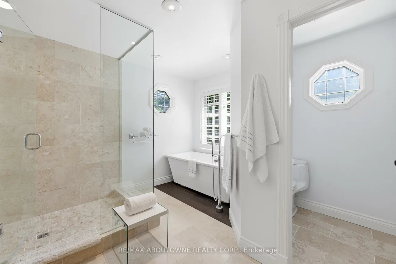 437, Cairncroft, 1011 - MO Morrison, Oakville