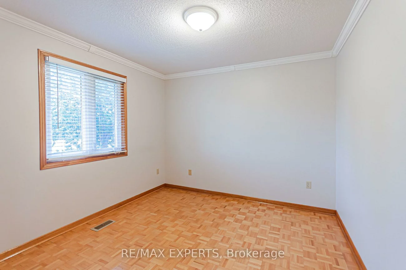 1343, Greenwood, 1004 - CV Clearview, Oakville