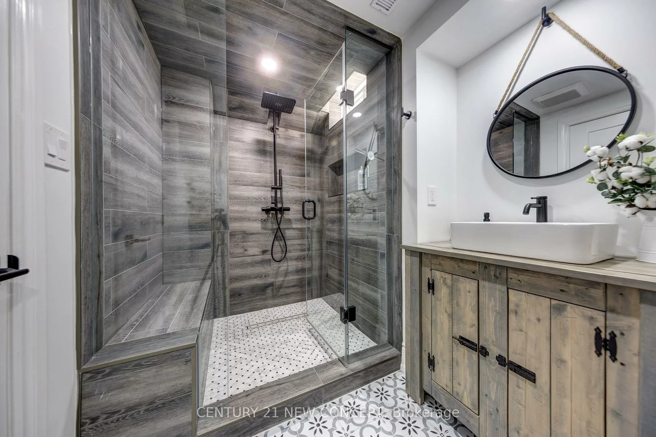 2587, Carberry, 1019 - WM Westmount, Oakville