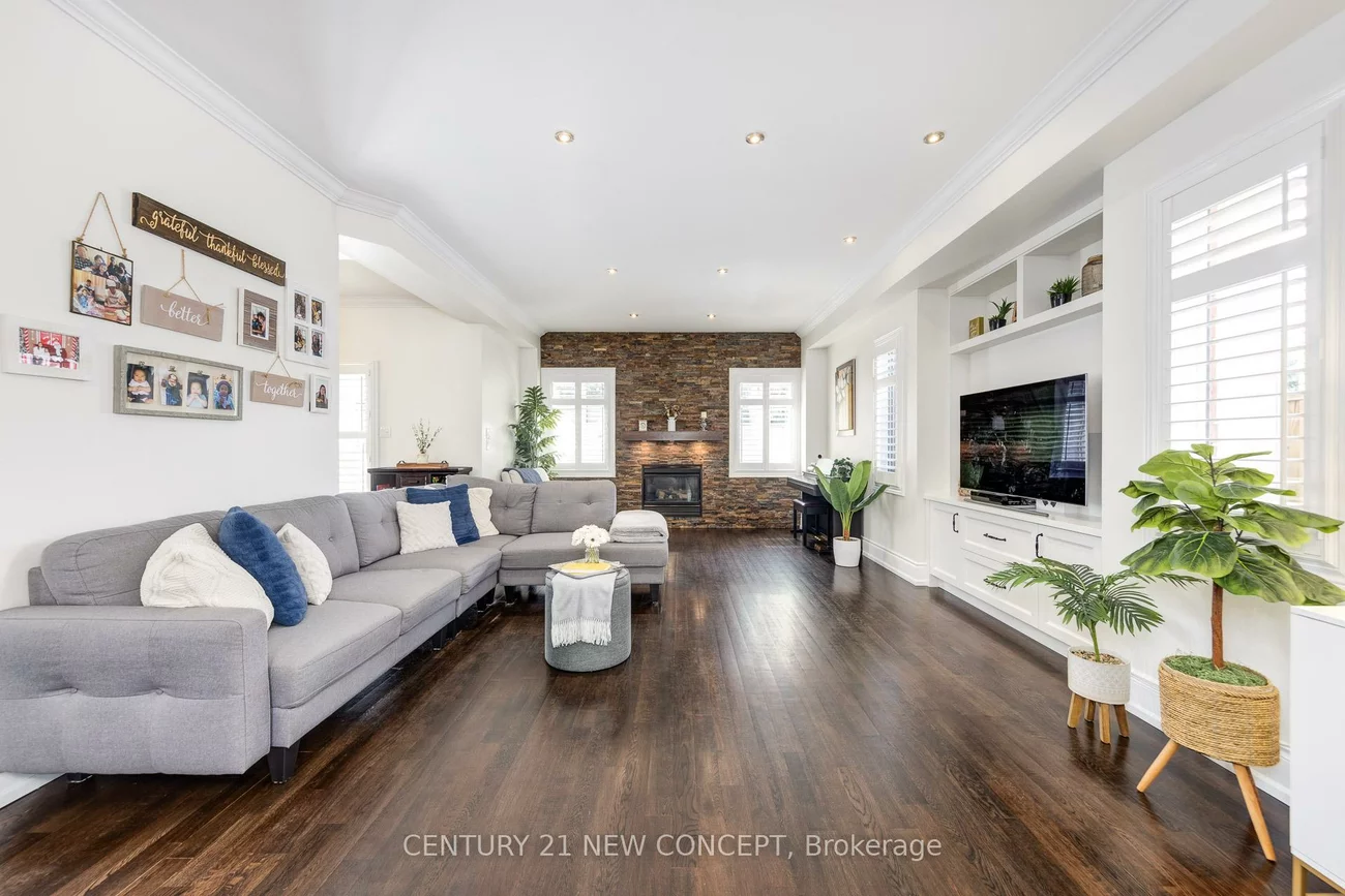 2587, Carberry, 1019 - WM Westmount, Oakville