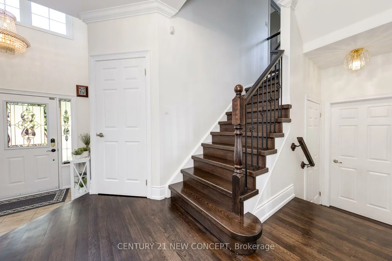 2587, Carberry, 1019 - WM Westmount, Oakville