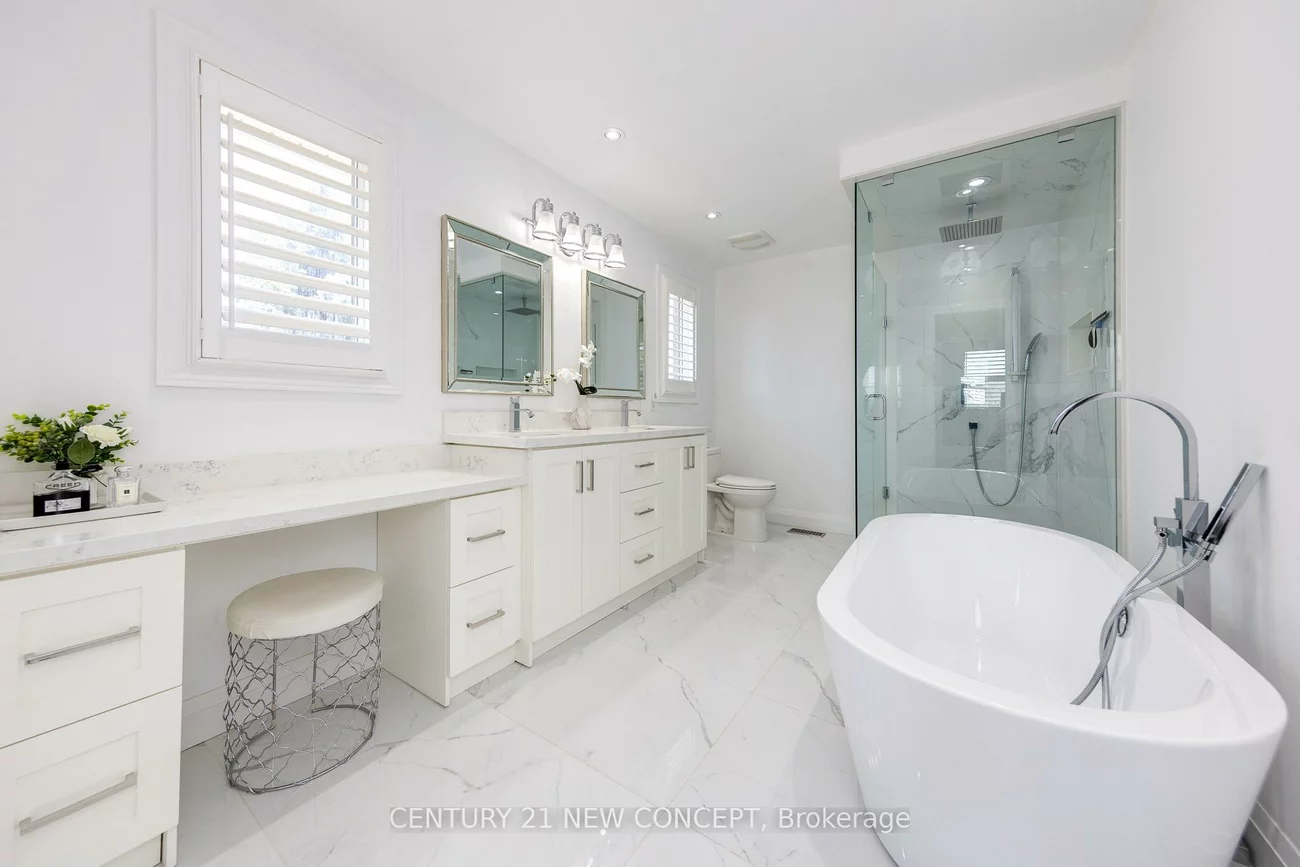 2587, Carberry, 1019 - WM Westmount, Oakville