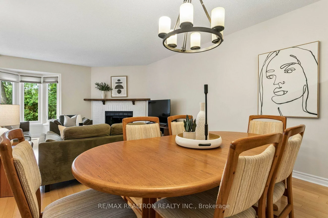 2537, Addingham, 1004 - CV Clearview, Oakville