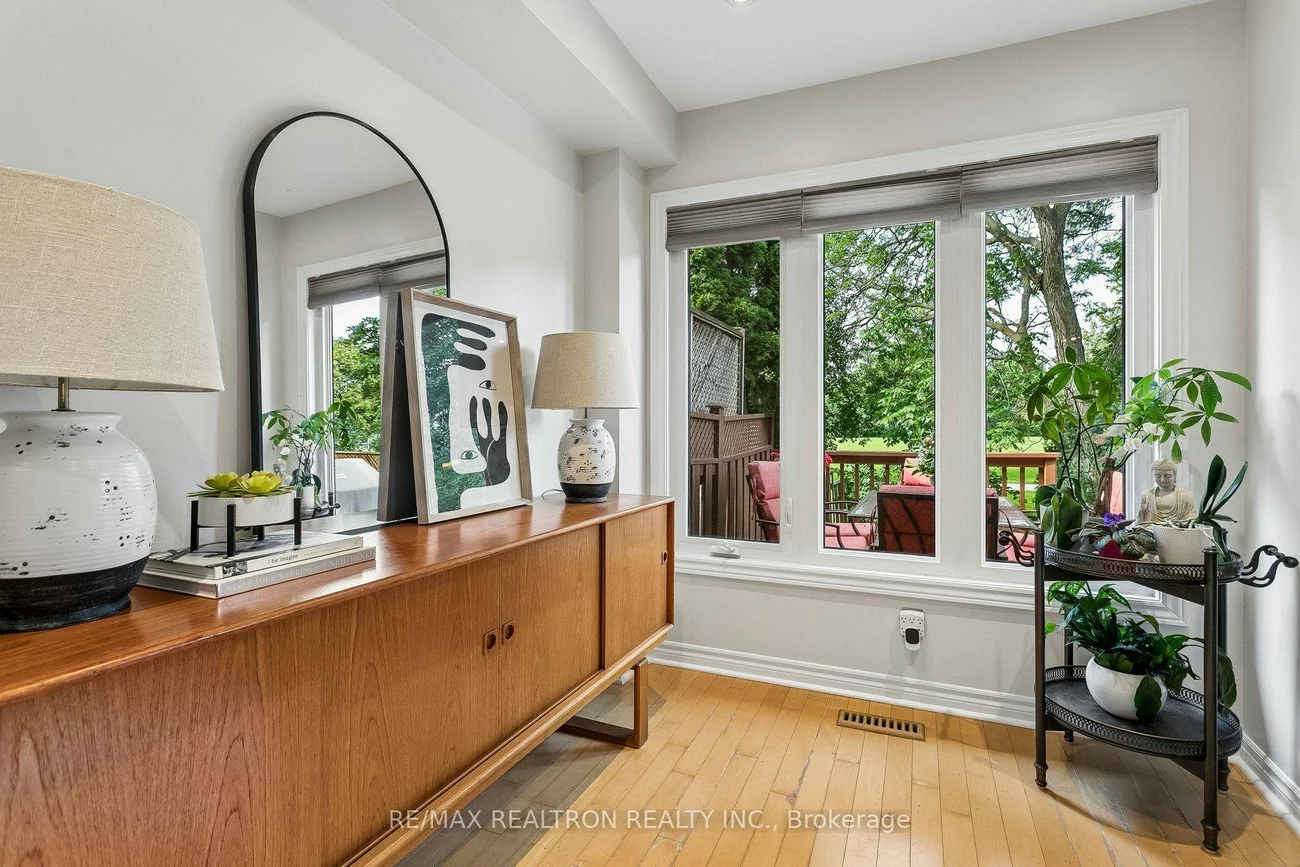 2537, Addingham, 1004 - CV Clearview, Oakville