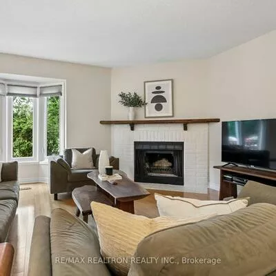 2537, Addingham, 1004 - CV Clearview, Oakville