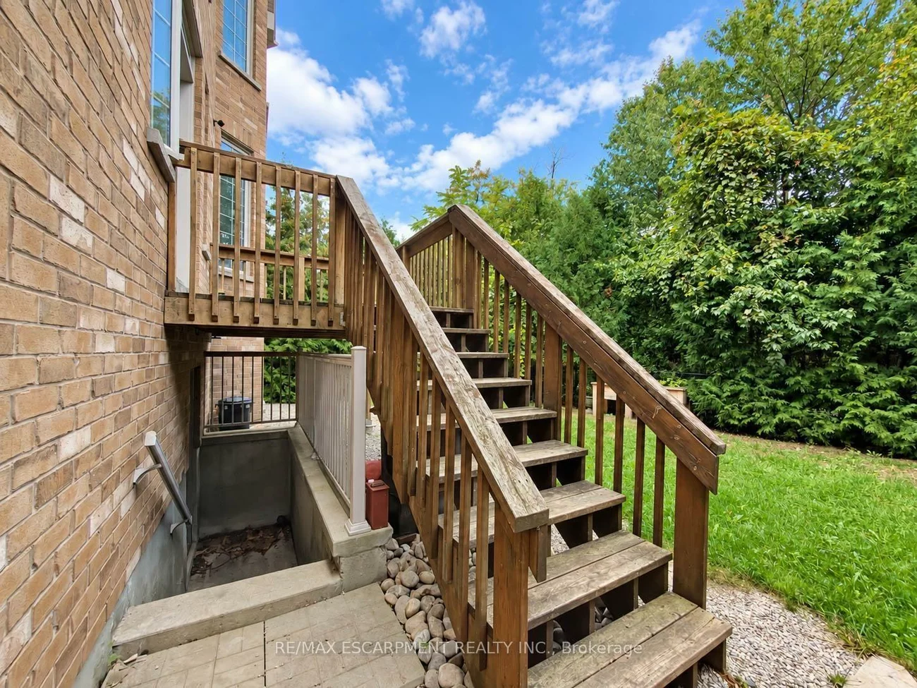 2121, Blackforest, 1022 - WT West Oak Trails, Oakville
