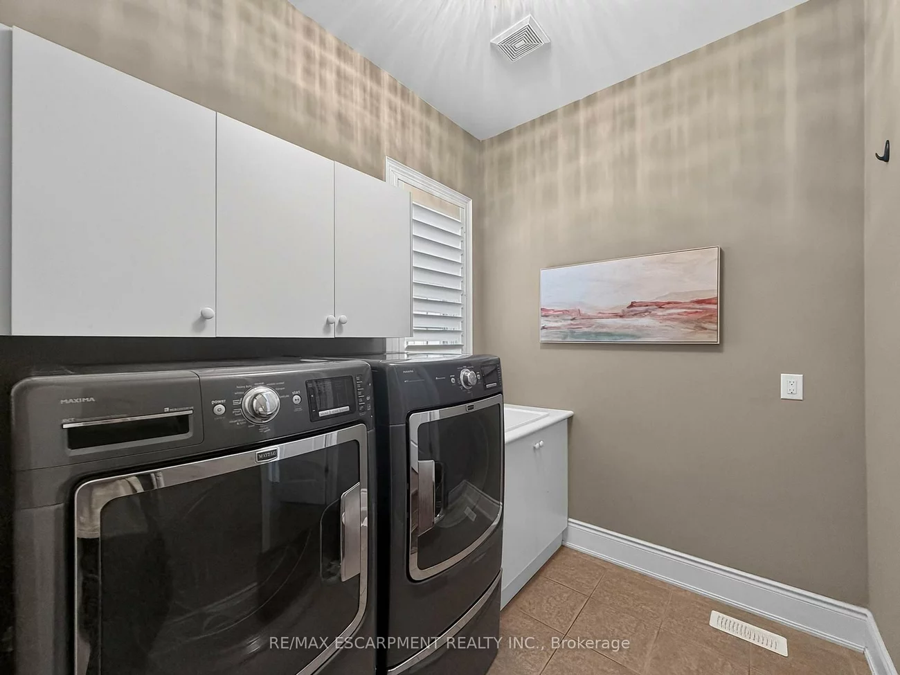 2121, Blackforest, 1022 - WT West Oak Trails, Oakville