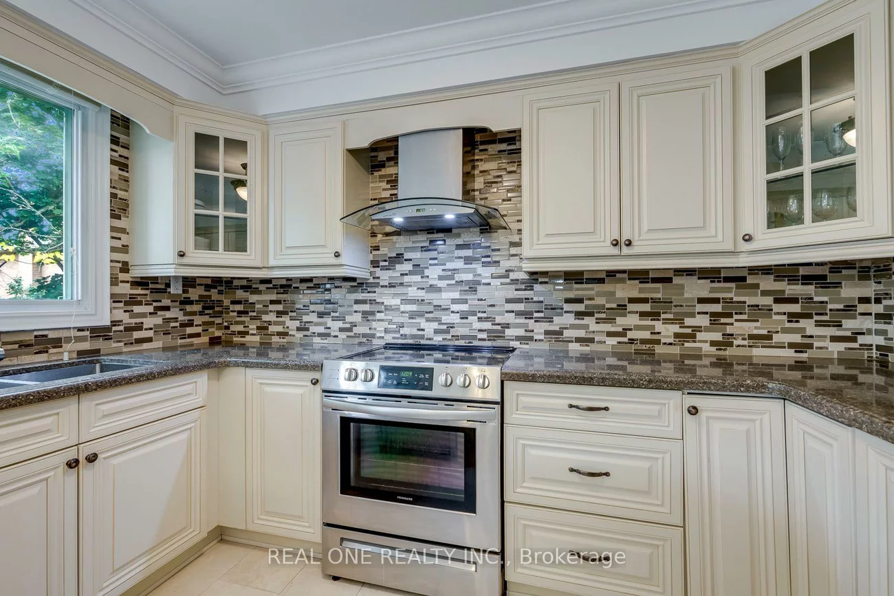 2041, Madden, 1015 - RO River Oaks, Oakville