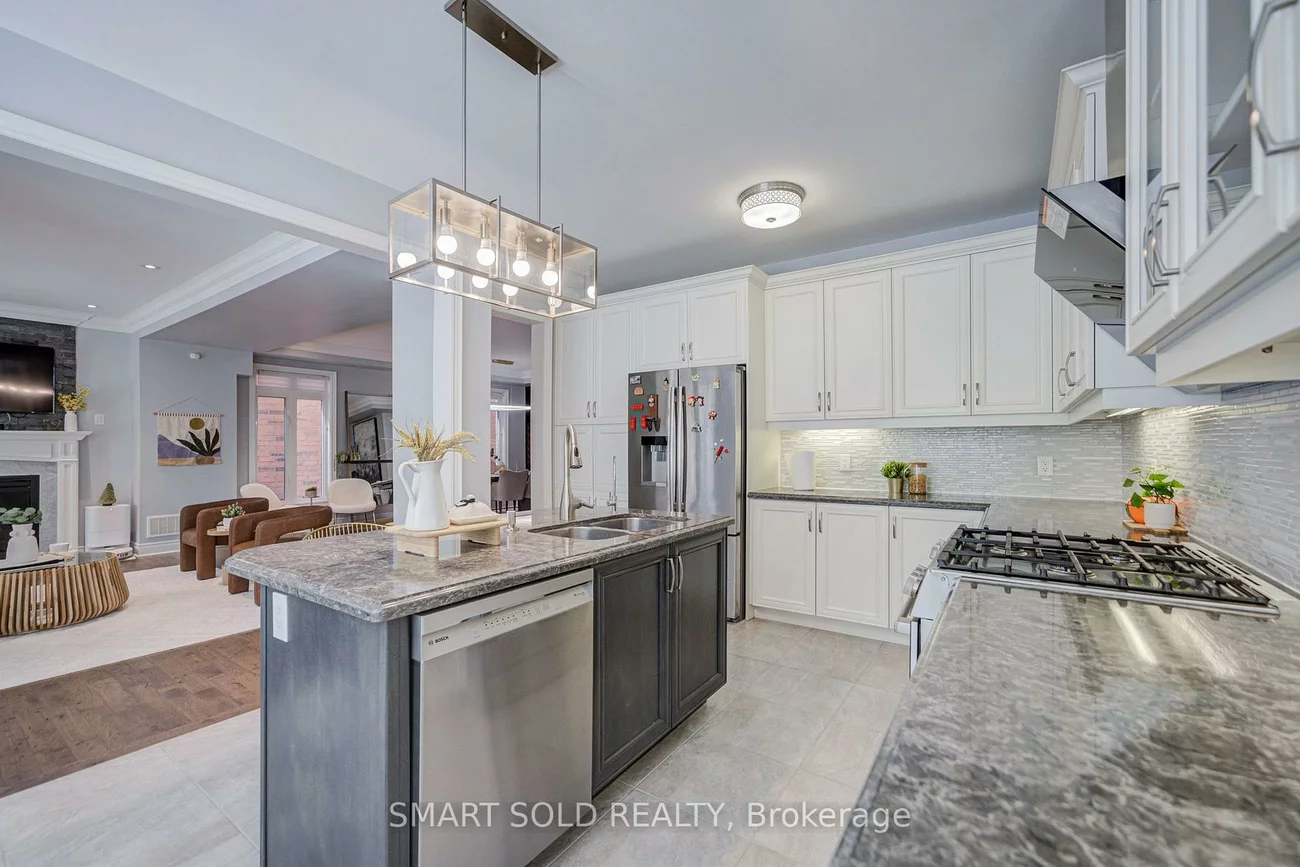 75, Hoey, 1008 - GO Glenorchy, Oakville