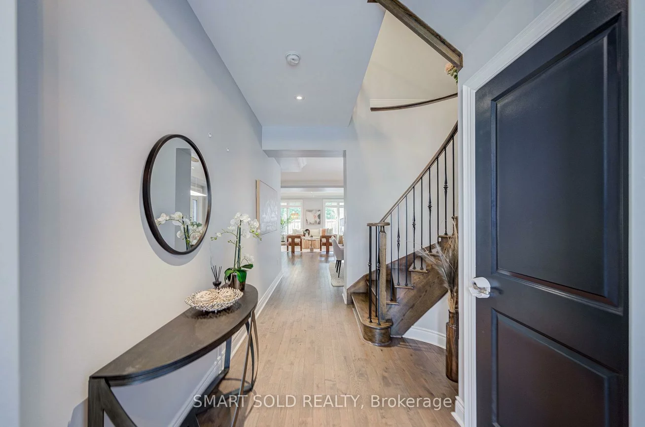 75, Hoey, 1008 - GO Glenorchy, Oakville