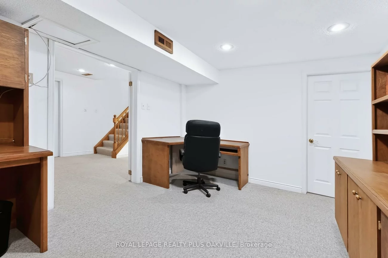279, Hickory, 1018 - WC Wedgewood Creek, Oakville