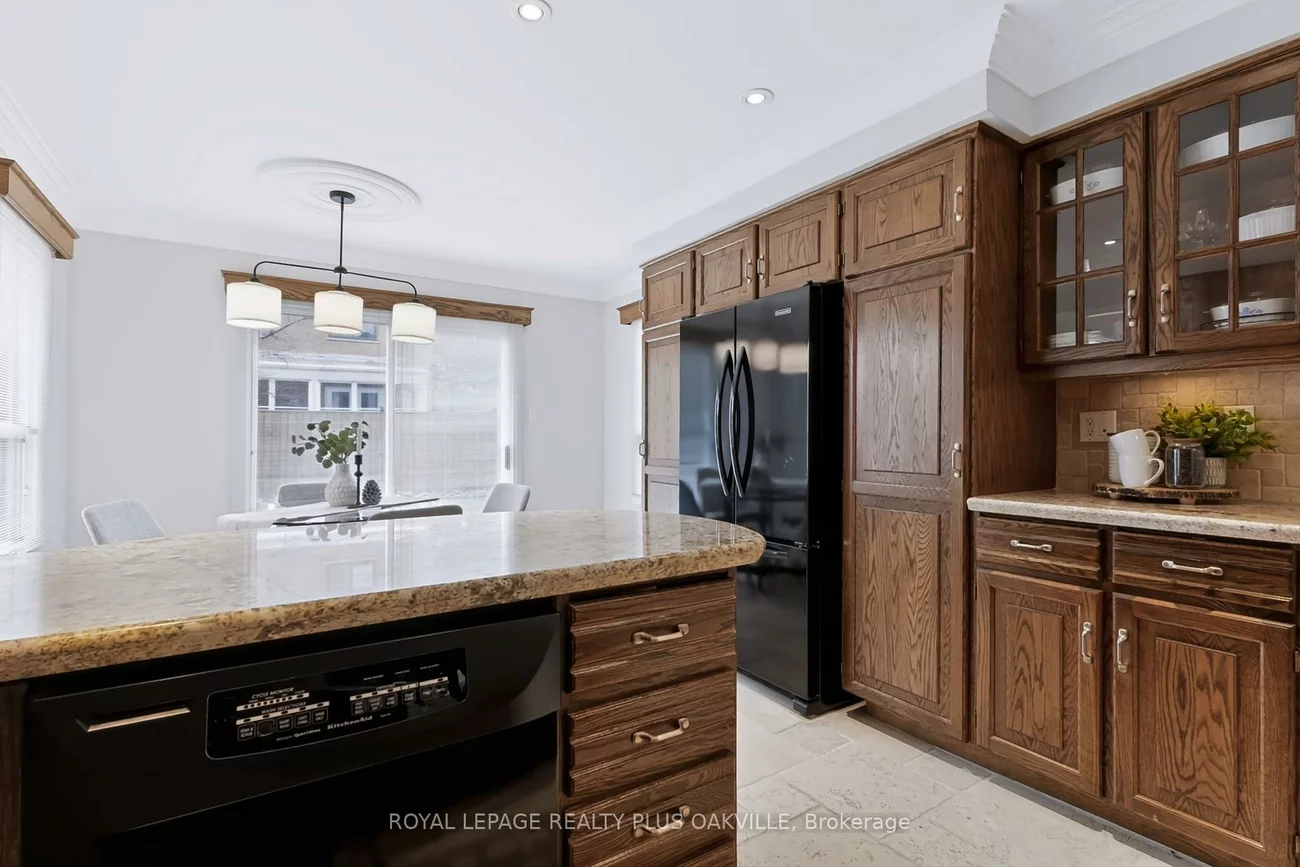 279, Hickory, 1018 - WC Wedgewood Creek, Oakville