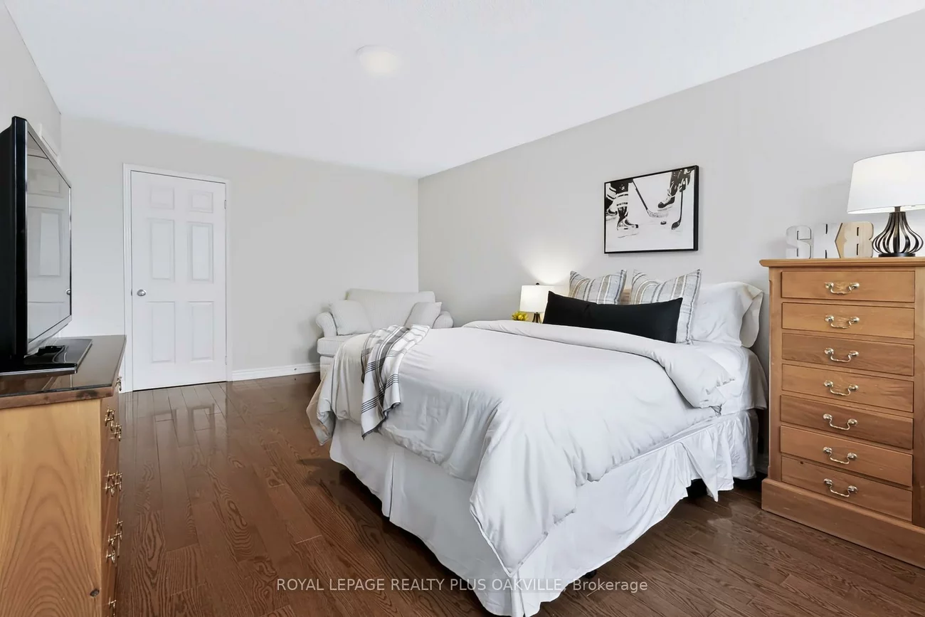 279, Hickory, 1018 - WC Wedgewood Creek, Oakville