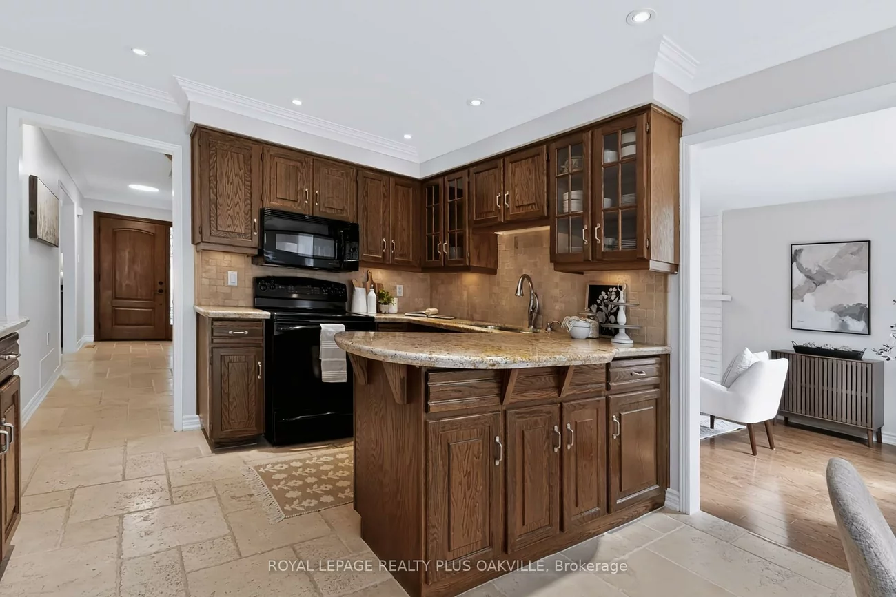 279, Hickory, 1018 - WC Wedgewood Creek, Oakville