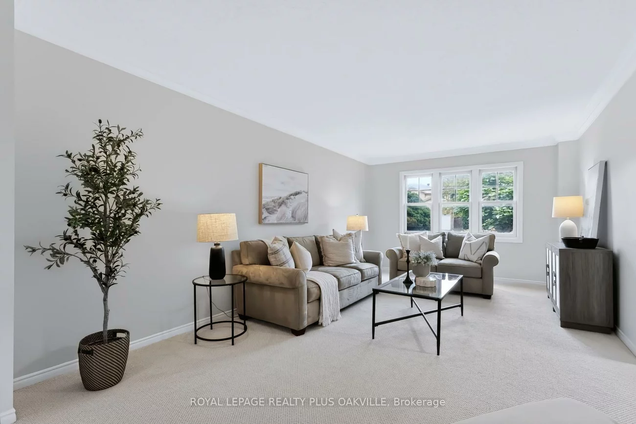 279, Hickory, 1018 - WC Wedgewood Creek, Oakville