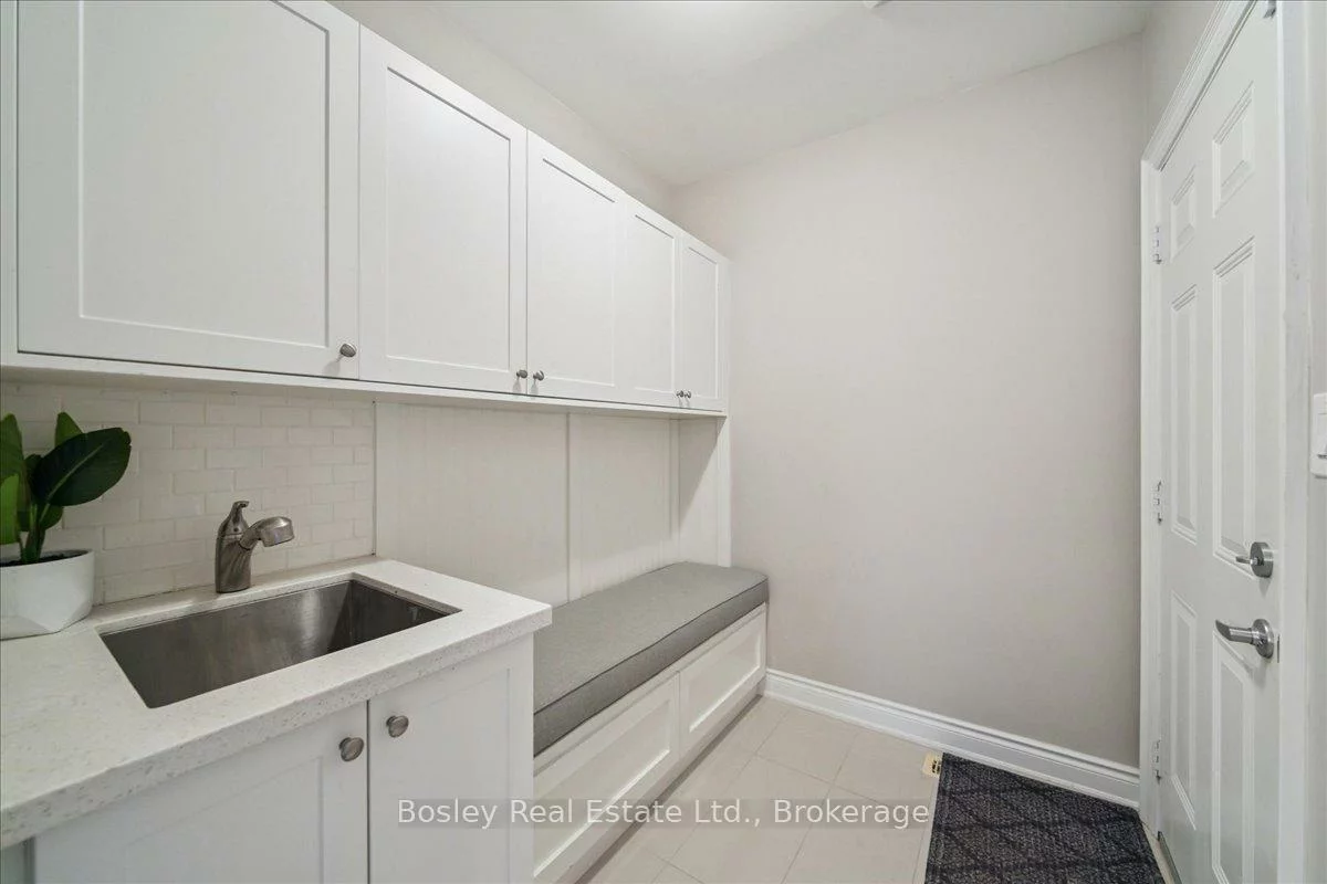2343, Quetico, 1019 - WM Westmount, Oakville