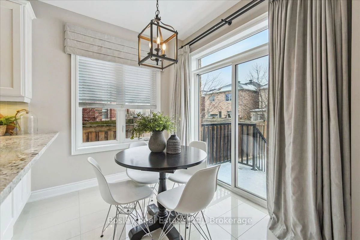 2343, Quetico, 1019 - WM Westmount, Oakville