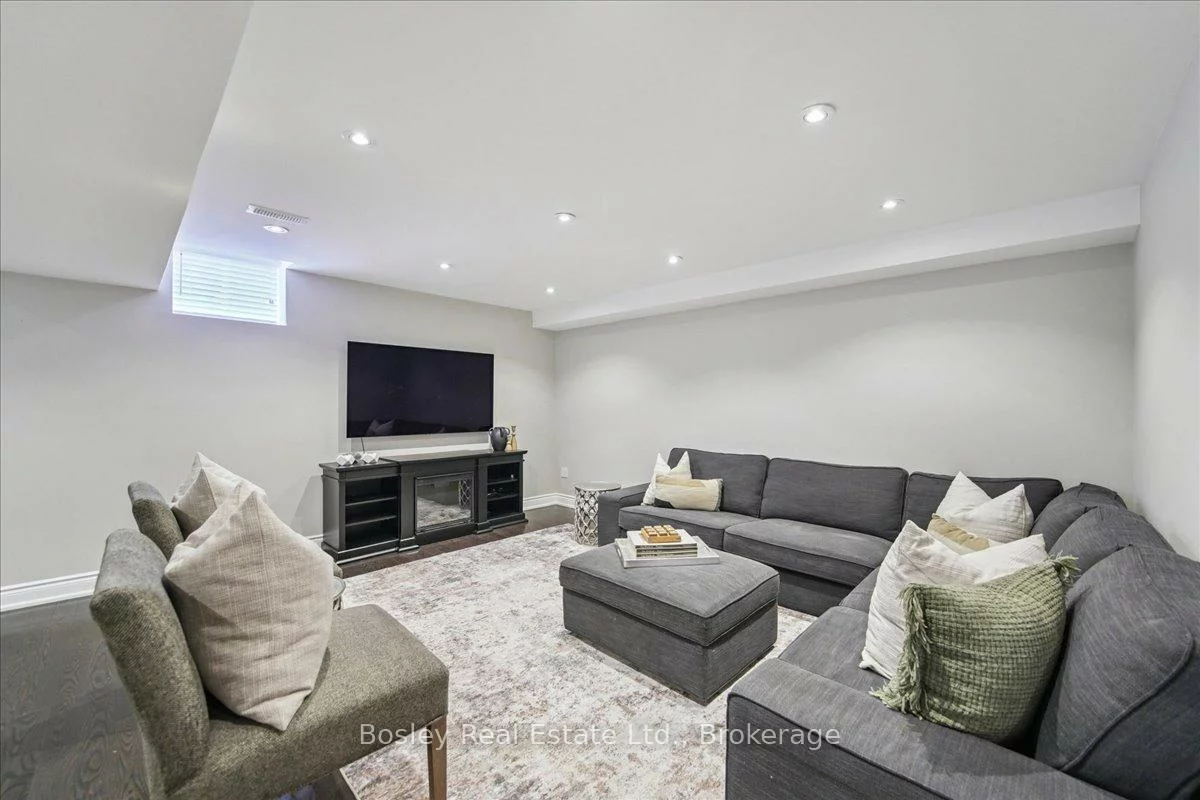 2343, Quetico, 1019 - WM Westmount, Oakville