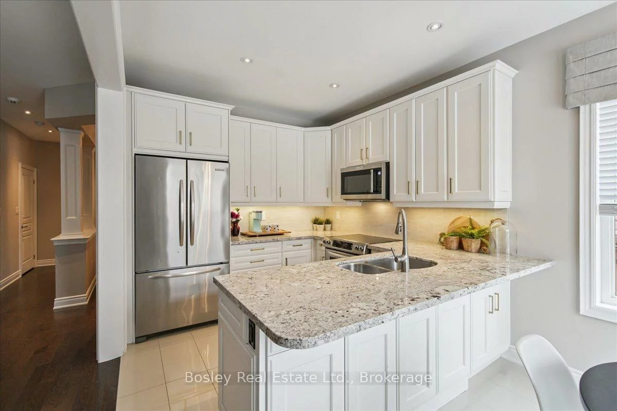 2343, Quetico, 1019 - WM Westmount, Oakville