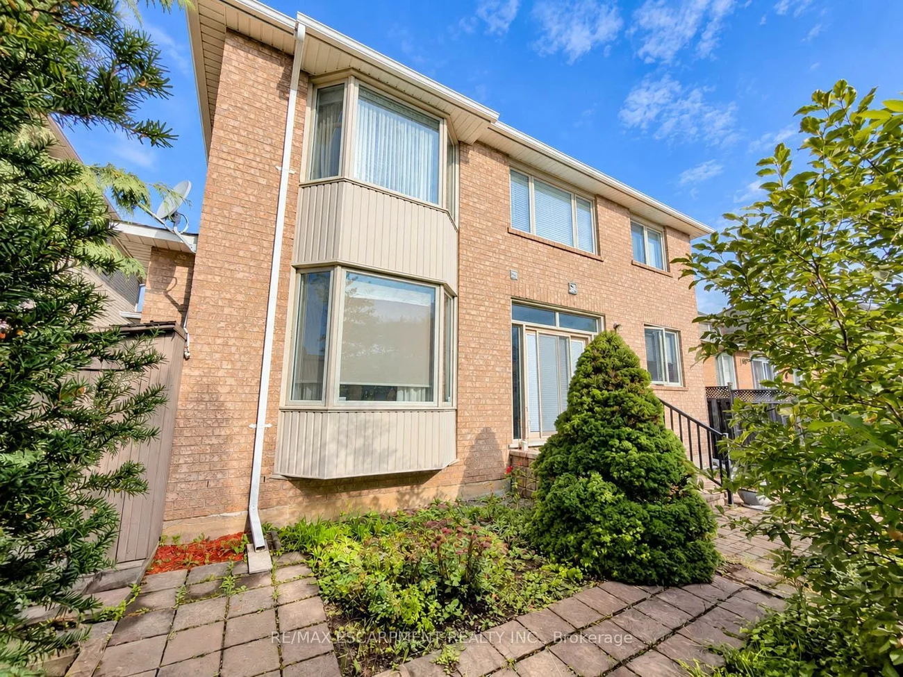 1396, Thorncrest, 1022 - WT West Oak Trails, Oakville