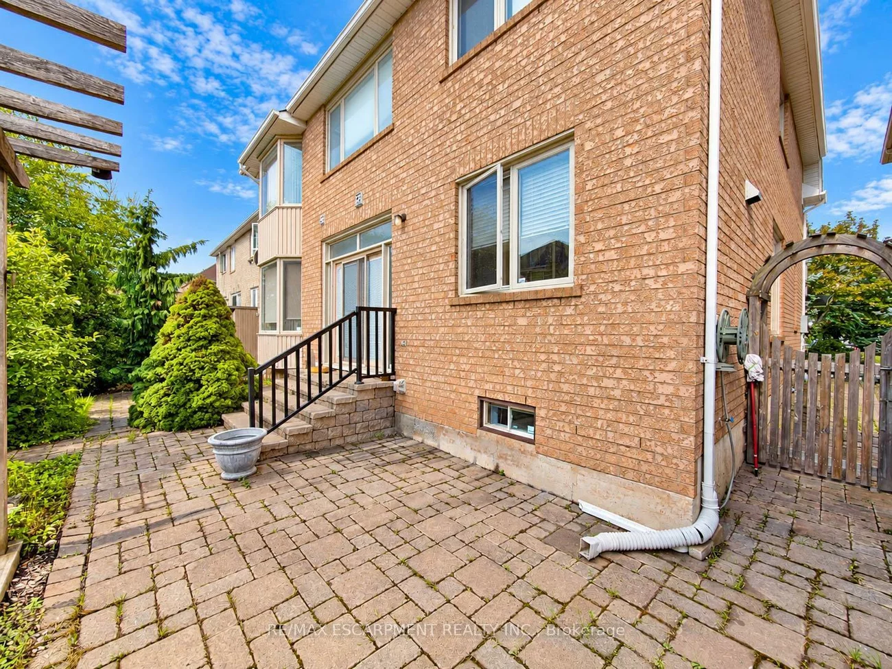 1396, Thorncrest, 1022 - WT West Oak Trails, Oakville