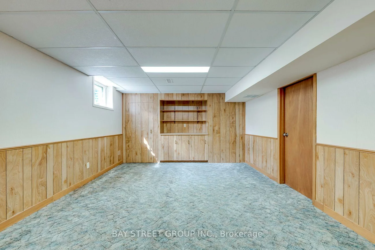 216, Beechfield, 1006 - FD Ford, Oakville