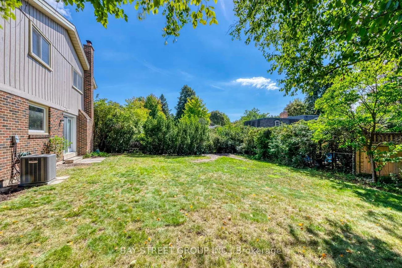 216, Beechfield, 1006 - FD Ford, Oakville