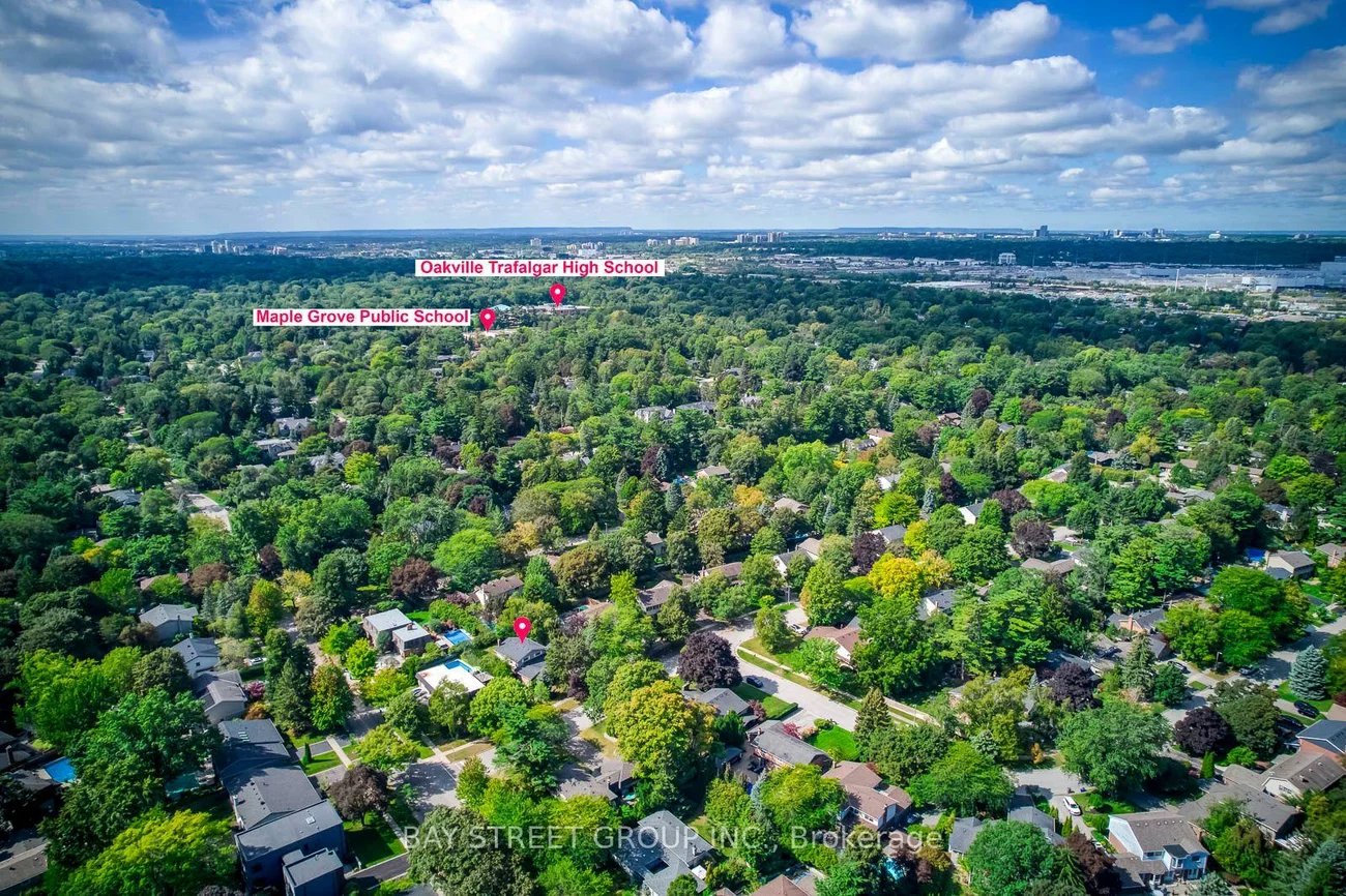 216, Beechfield, 1006 - FD Ford, Oakville