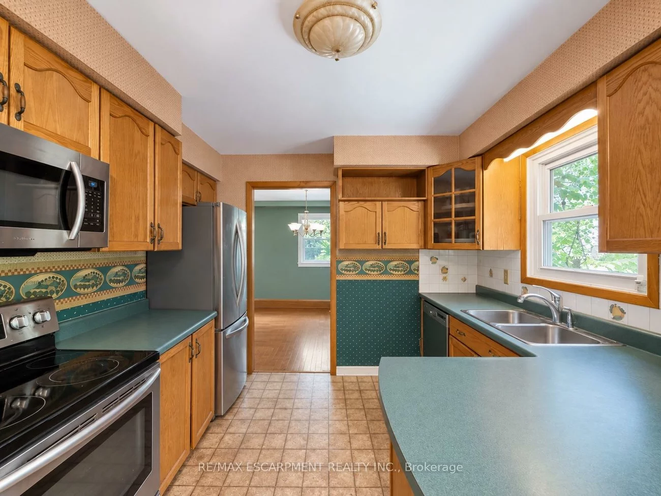 2490, Yarmouth, 1020 - WO West, Oakville