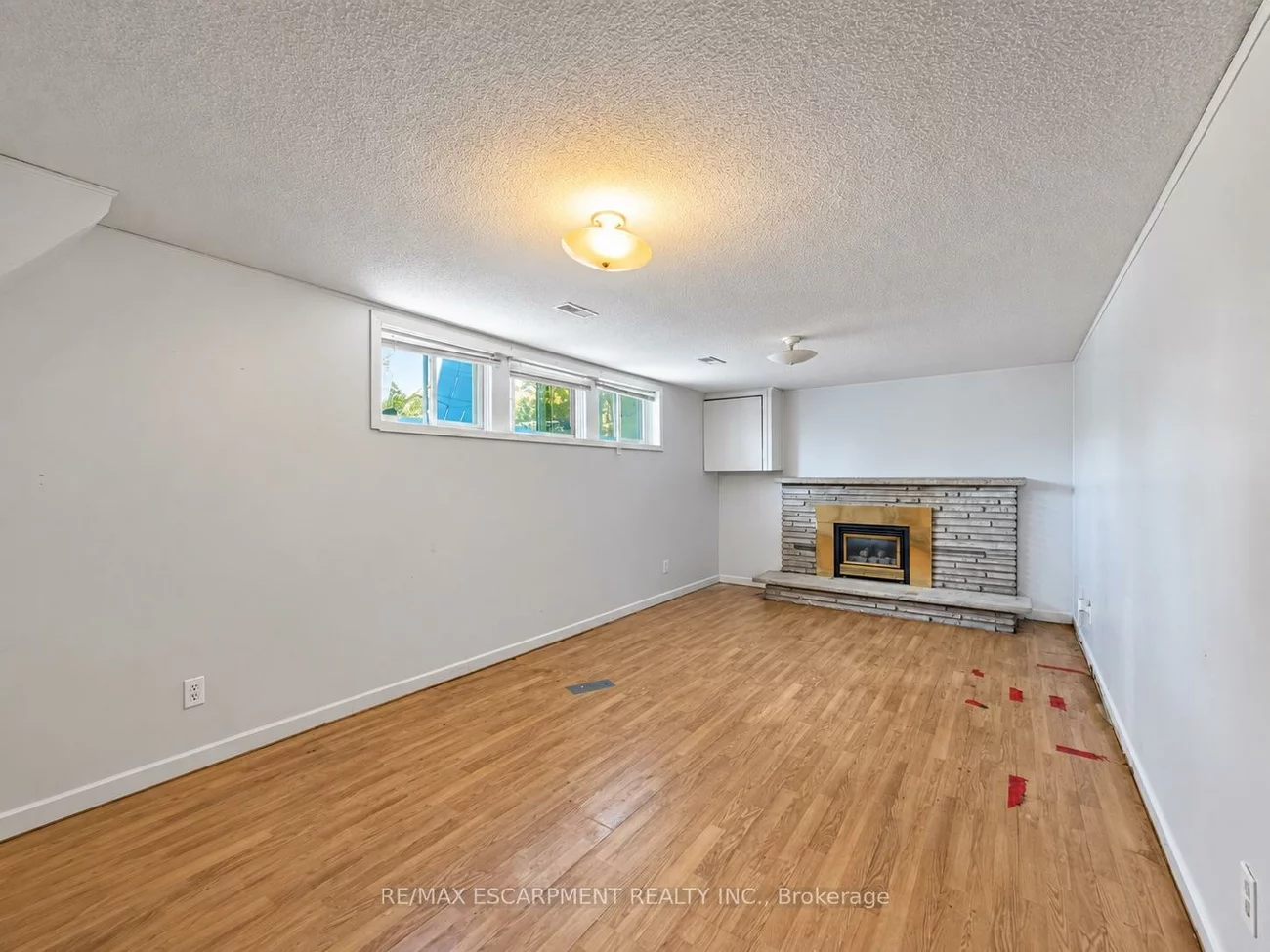 2490, Yarmouth, 1020 - WO West, Oakville