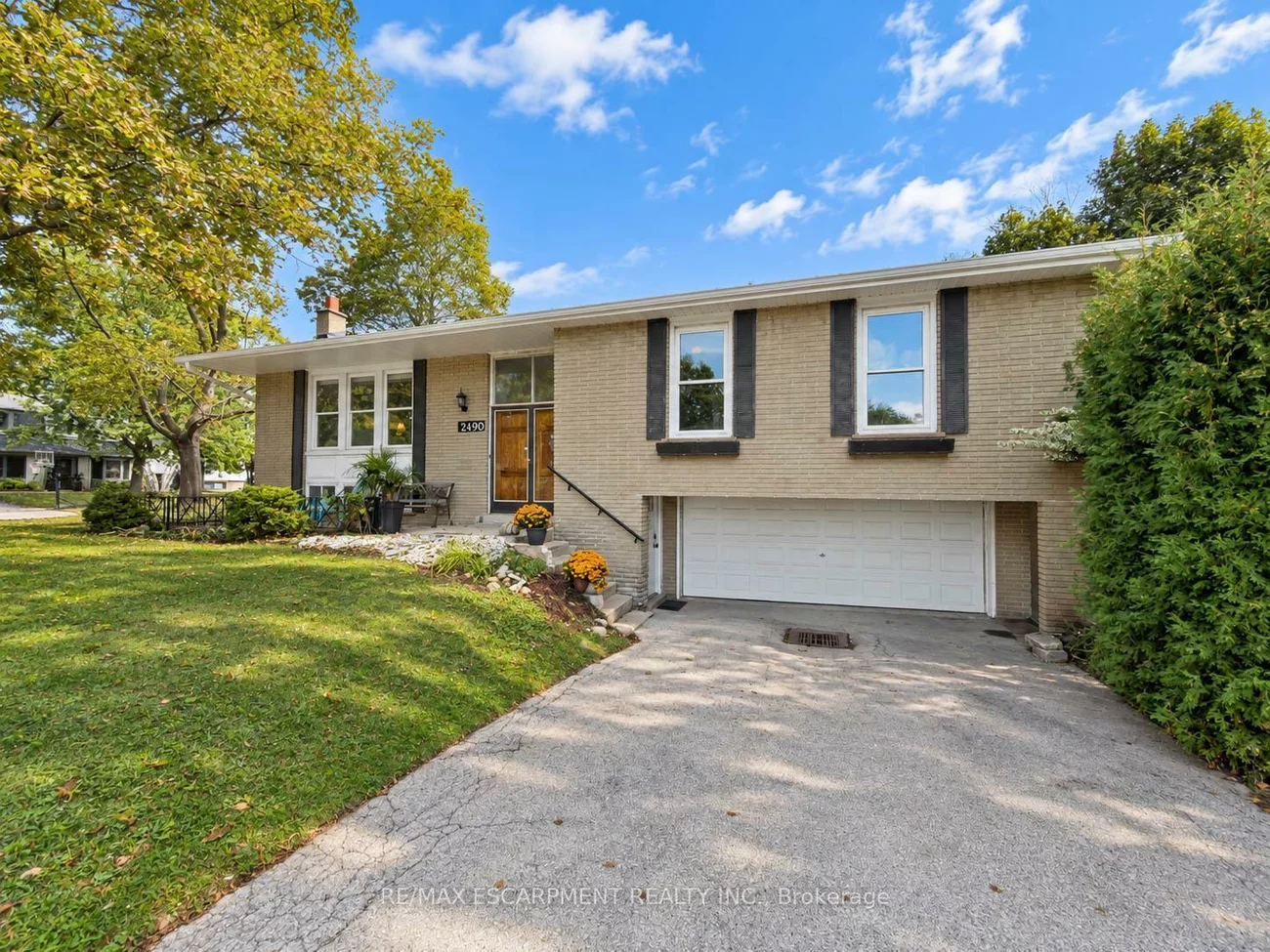 2490, Yarmouth, 1020 - WO West, Oakville