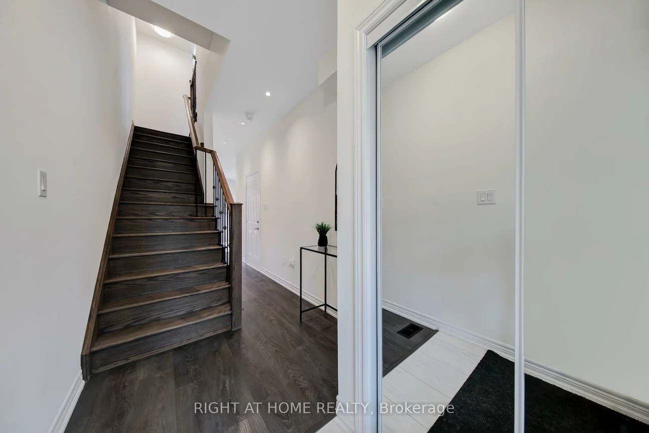 408, Belcourt, 1010 - JM Joshua Meadows, Oakville