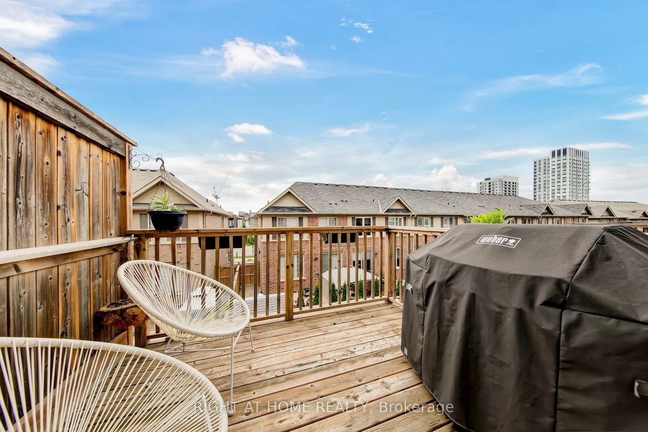 408, Belcourt, 1010 - JM Joshua Meadows, Oakville