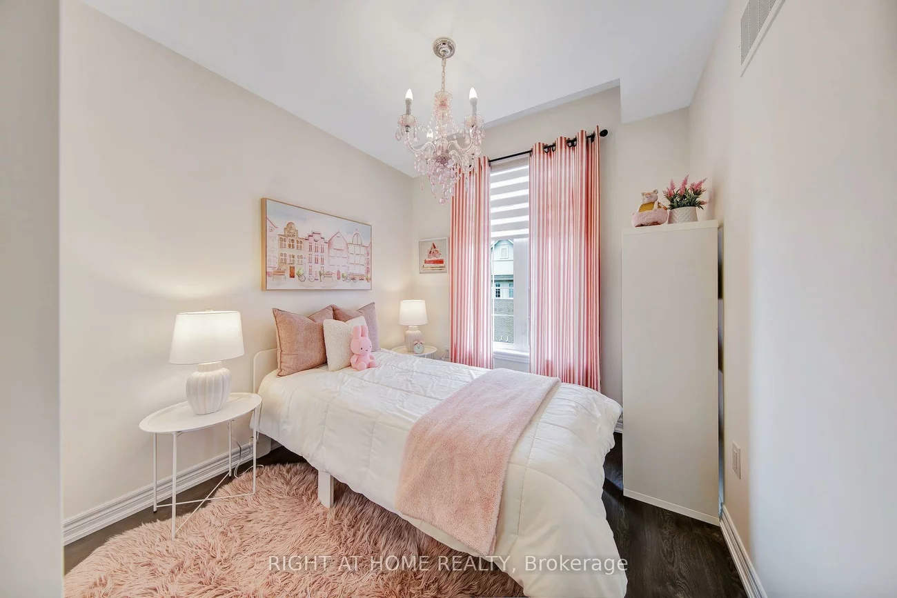408, Belcourt, 1010 - JM Joshua Meadows, Oakville
