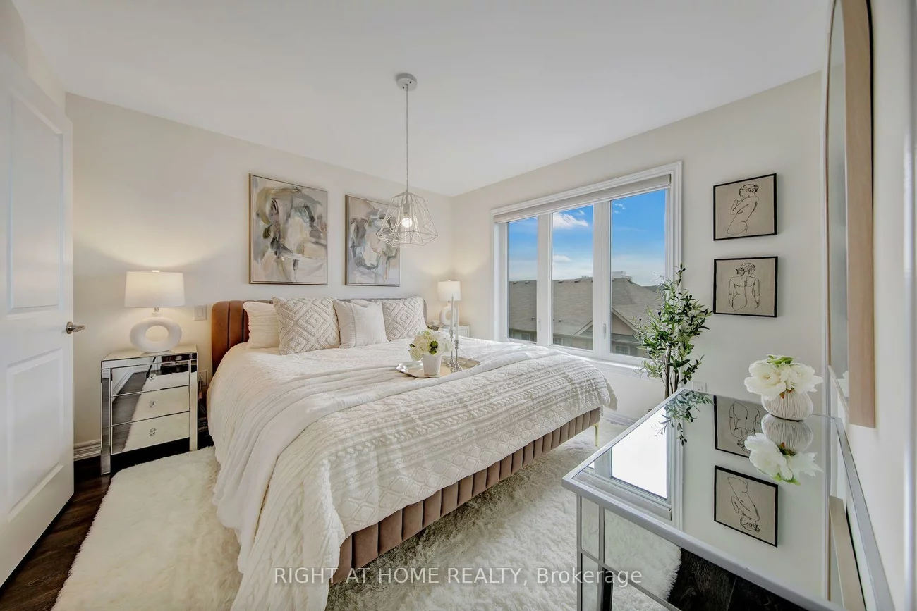 408, Belcourt, 1010 - JM Joshua Meadows, Oakville