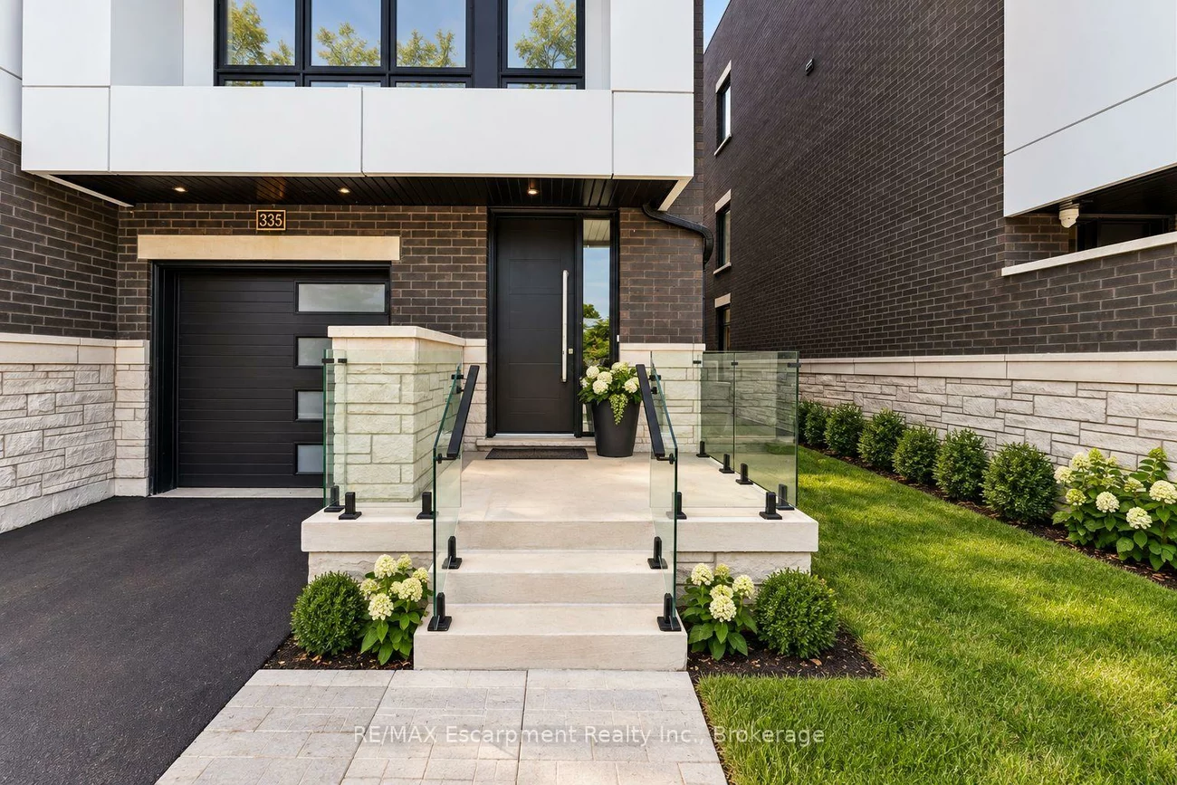 335, Helen Lawson, 1013 - OO Old Oakville, Oakville