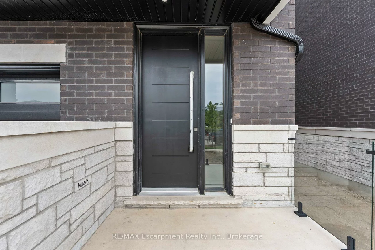 335, Helen Lawson, 1013 - OO Old Oakville, Oakville