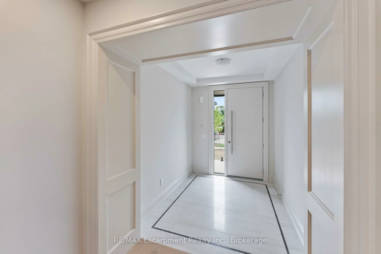 335, Helen Lawson, 1013 - OO Old Oakville, Oakville