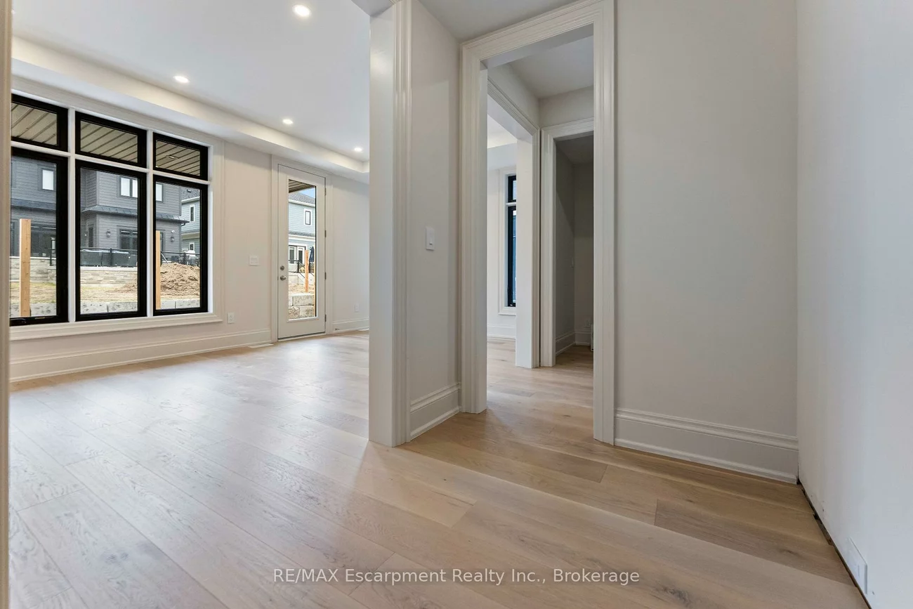 335, Helen Lawson, 1013 - OO Old Oakville, Oakville