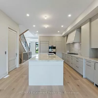 335, Helen Lawson, 1013 - OO Old Oakville, Oakville