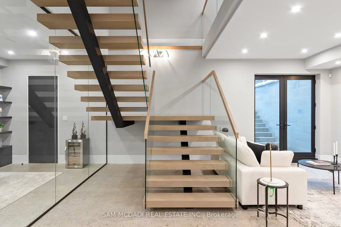 112, Elton Park, 1011 - MO Morrison, Oakville