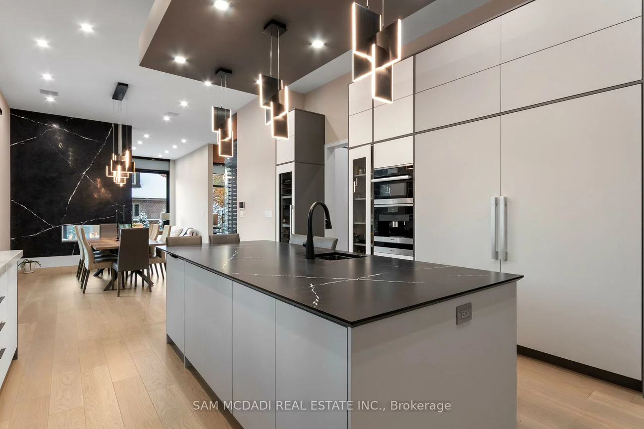 112, Elton Park, 1011 - MO Morrison, Oakville