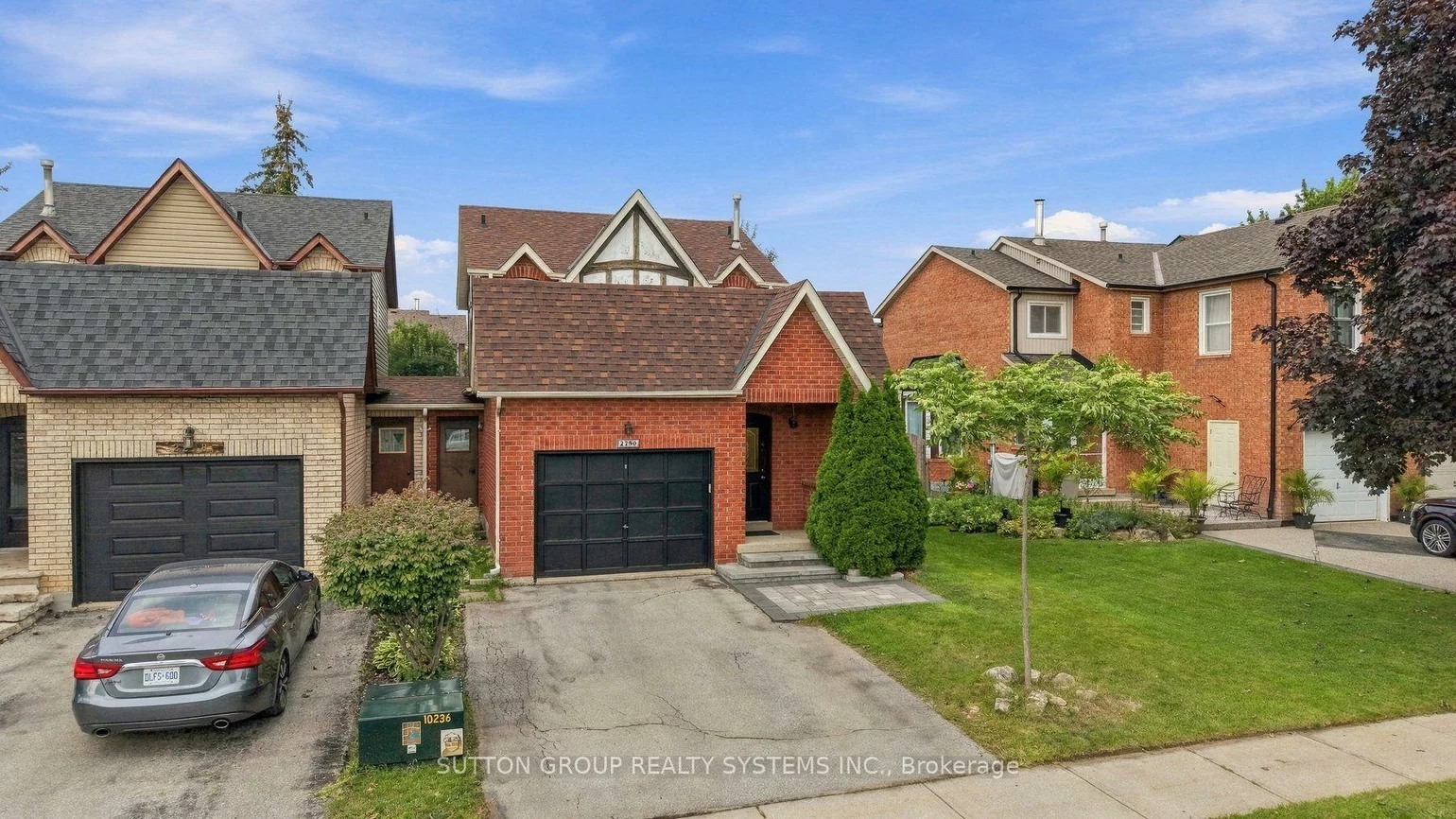 2250, Munn's, 1015 - RO River Oaks, Oakville