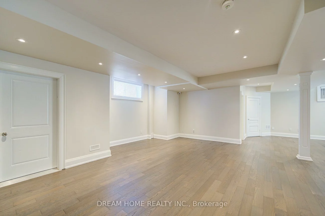 476, TENNYSON, 1020 - WO West, Oakville