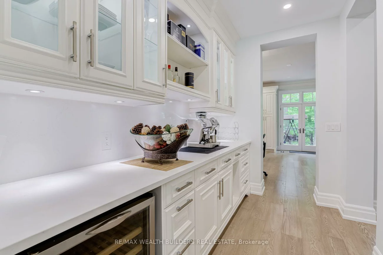 45, Shorewood, 1017 - SW Southwest, Oakville