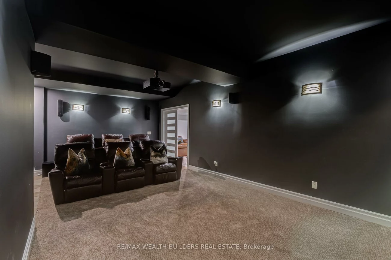 45, Shorewood, 1017 - SW Southwest, Oakville