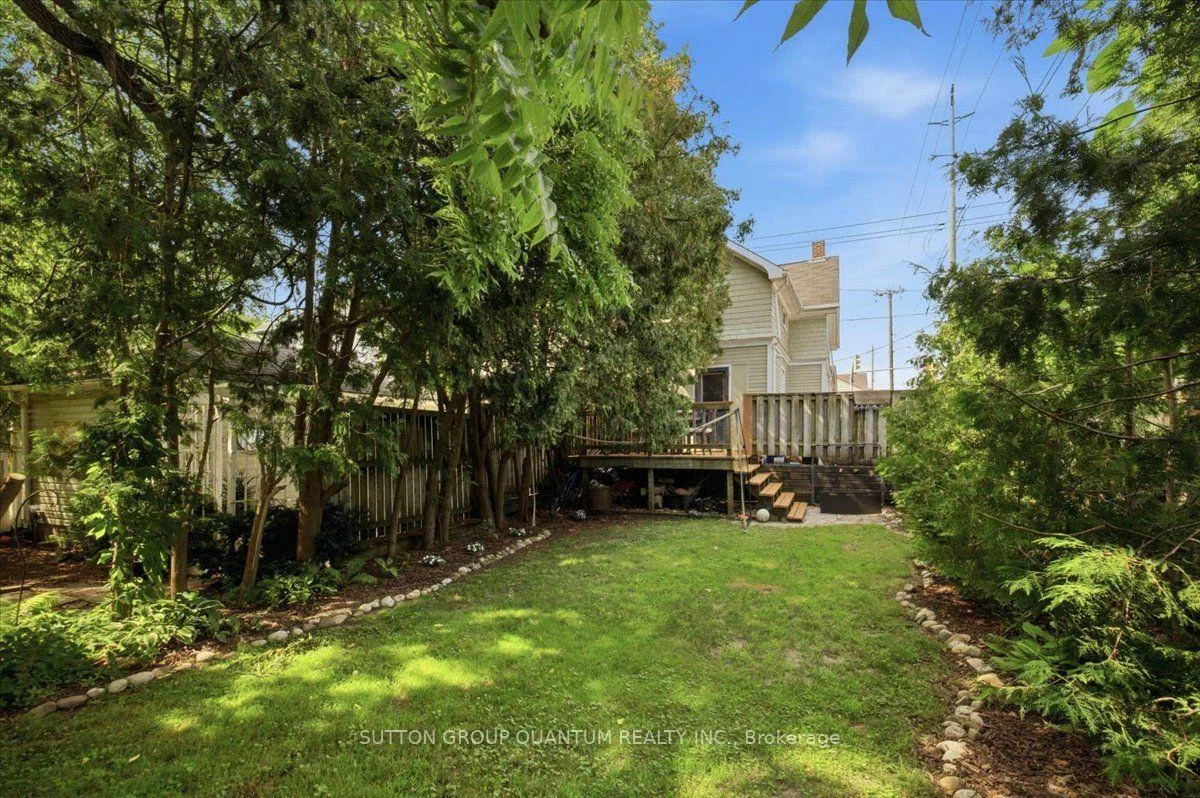 137, Chisholm, 1002 - CO Central, Oakville