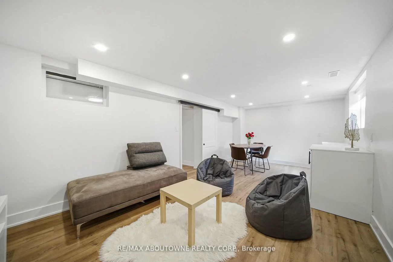 2066, Rebecca, 1001 - BR Bronte, Oakville