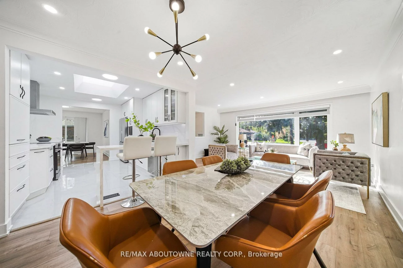 2066, Rebecca, 1001 - BR Bronte, Oakville