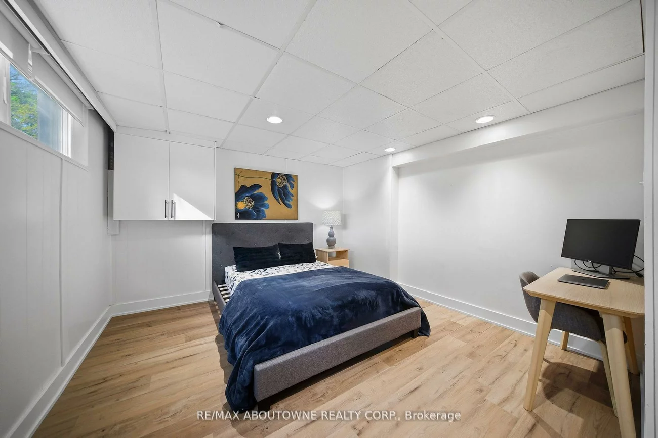 2066, Rebecca, 1001 - BR Bronte, Oakville
